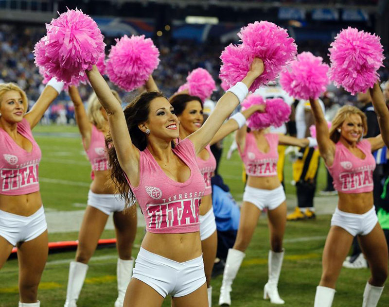 Tennessee-Titans-Cheerleaders-in-pink.jpg